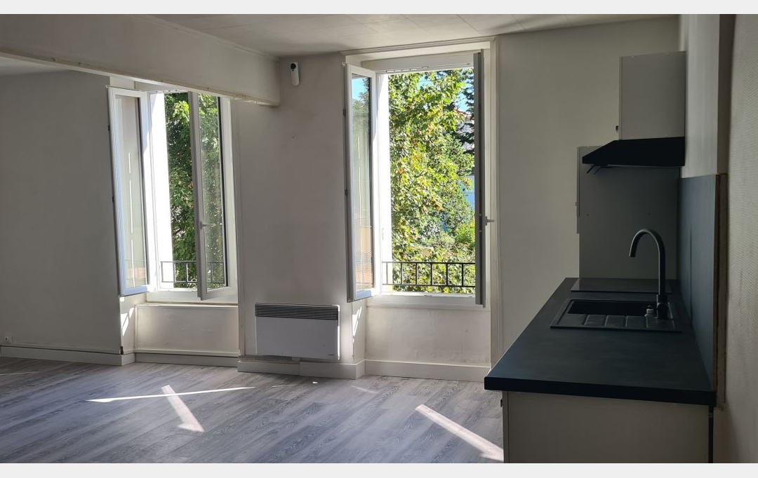 Annonces BEDARIEUX : Appartement | BEDARIEUX (34600) | 71 m2 | 59 000 € 